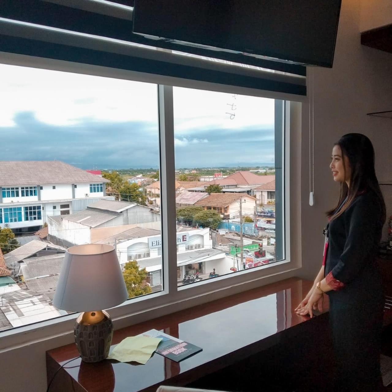 Sindoro Hotel Cilacap By Conary Ngoại thất bức ảnh