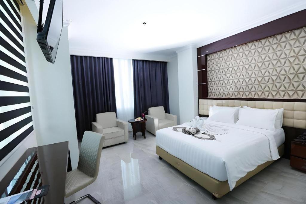 Sindoro Hotel Cilacap By Conary Ngoại thất bức ảnh
