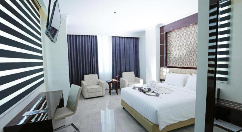 Sindoro Hotel Cilacap By Conary Ngoại thất bức ảnh